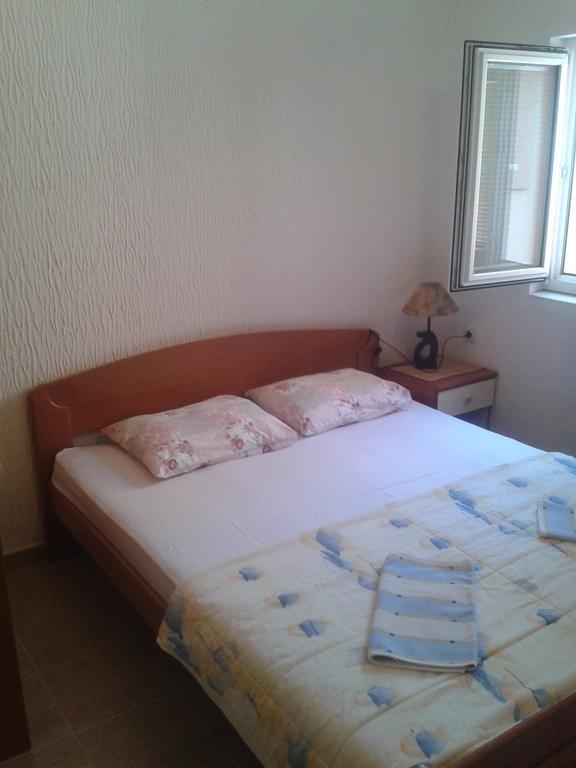 Guesthouse Lautasevic Petrovazzo Esterno foto
