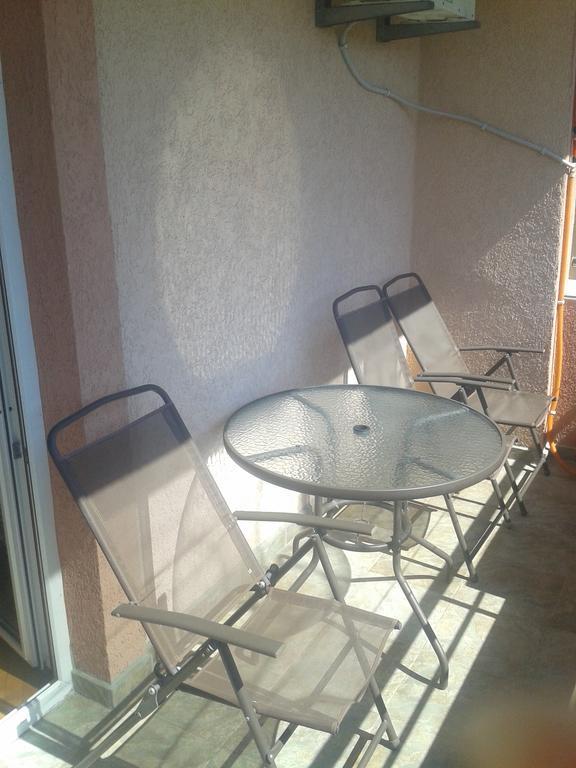 Guesthouse Lautasevic Petrovazzo Esterno foto